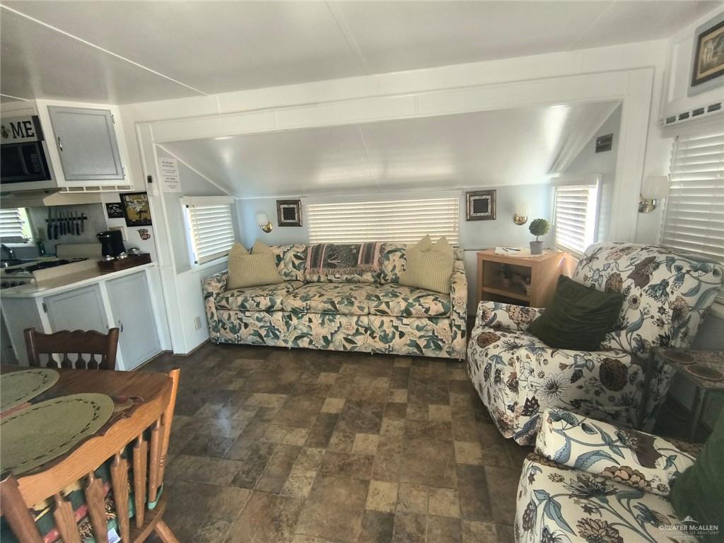 3751 Dantes Drive, Edinburg, South Carolina image 8