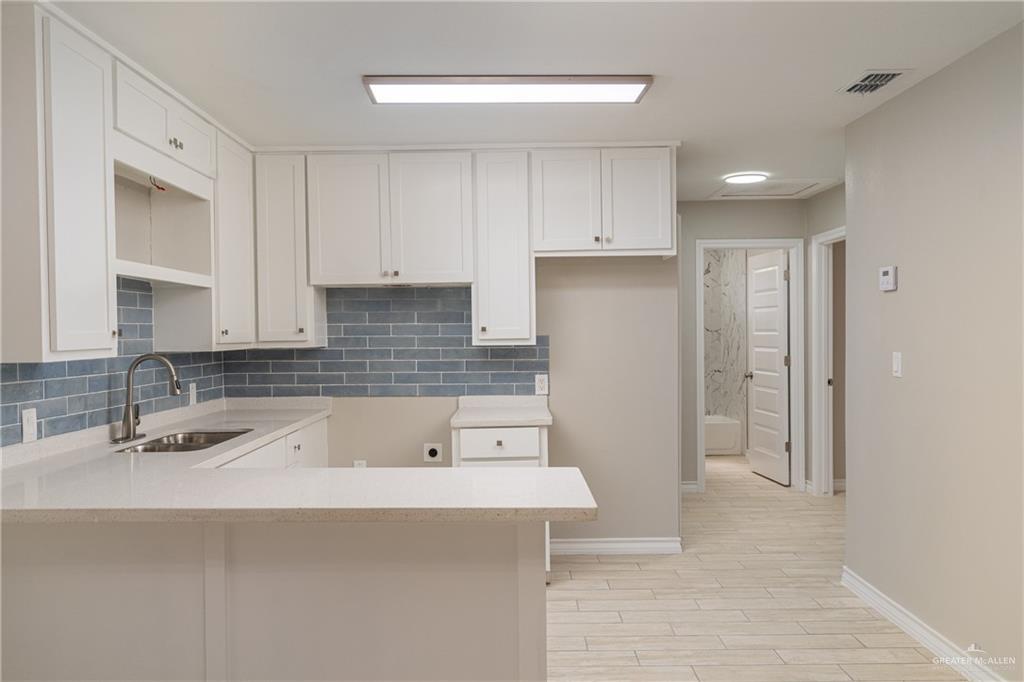 2017 Ebony Avenue, McAllen, Texas image 4