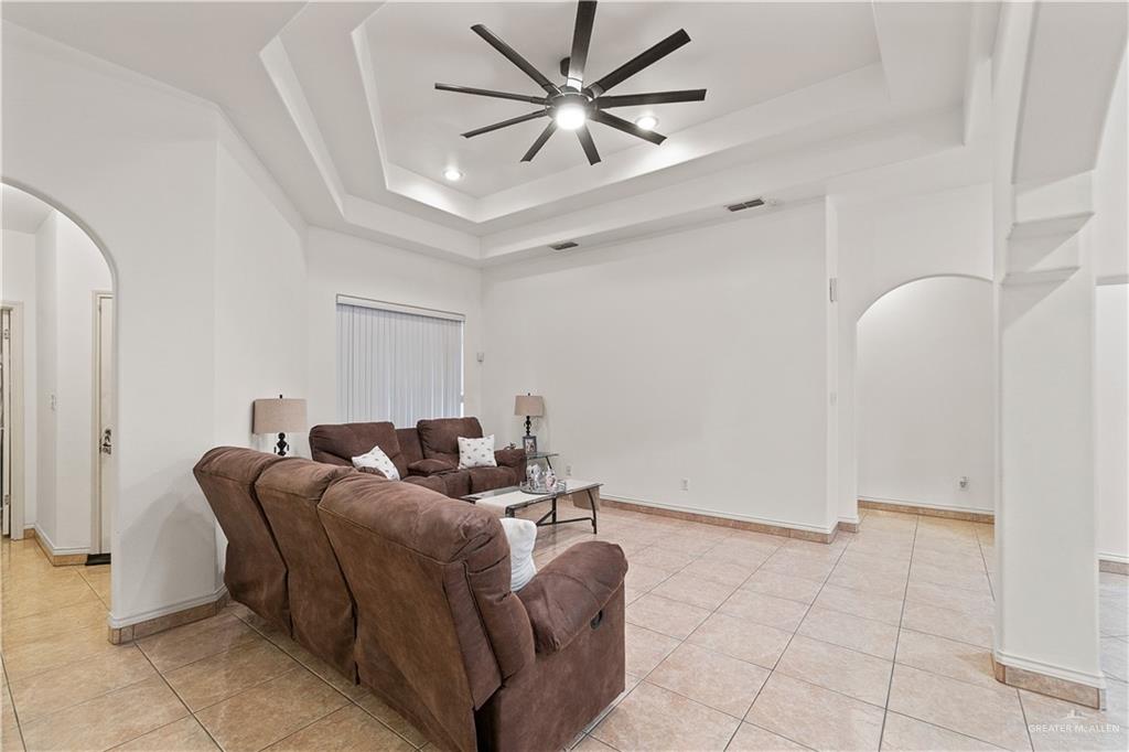 126 Amy Drive, San Juan, Texas image 6
