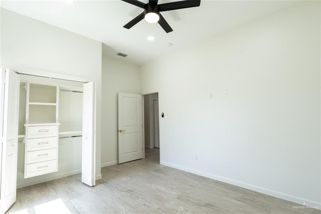 817 N Buxton Avenue, Edinburg, Texas image 13