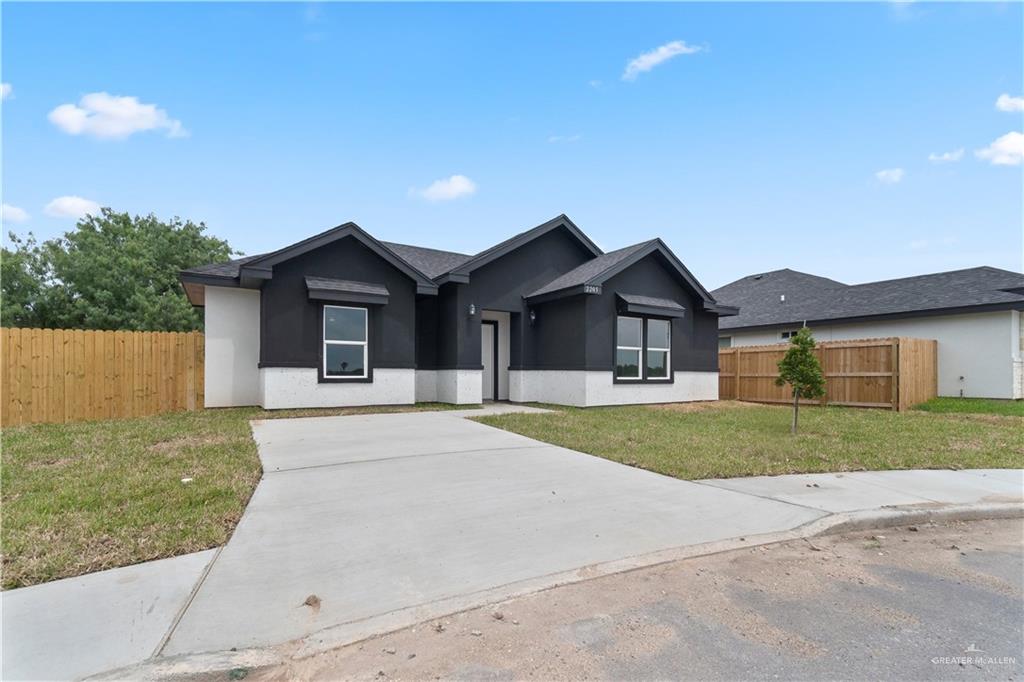 2205 Emily Street, Weslaco, Texas image 2