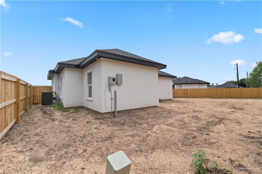 2205 Emily Street, Weslaco, Texas image 16