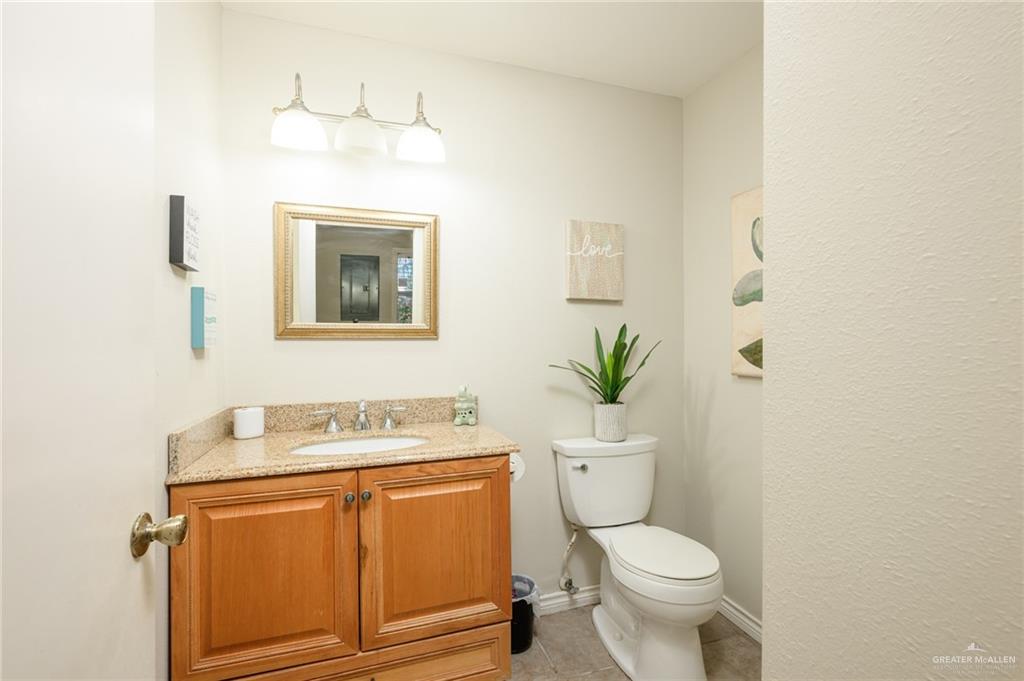 2405 E Lazy Lake Drive, Harlingen, Texas image 37