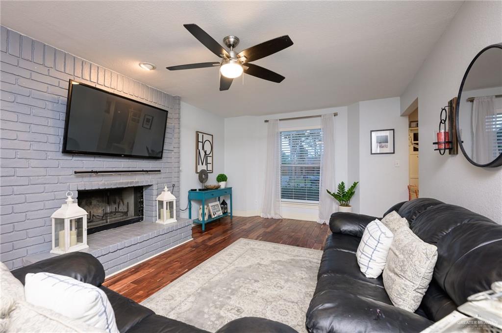 2405 E Lazy Lake Drive, Harlingen, Texas image 6