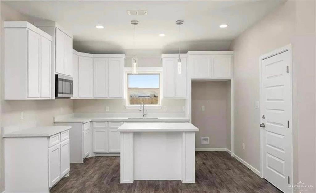 1301 Frente Al Mar Drive, Weslaco, Texas image 3