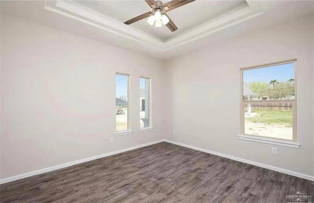 1301 Frente Al Mar Drive, Weslaco, Texas image 5
