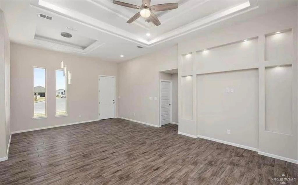 1301 Frente Al Mar Drive, Weslaco, Texas image 2