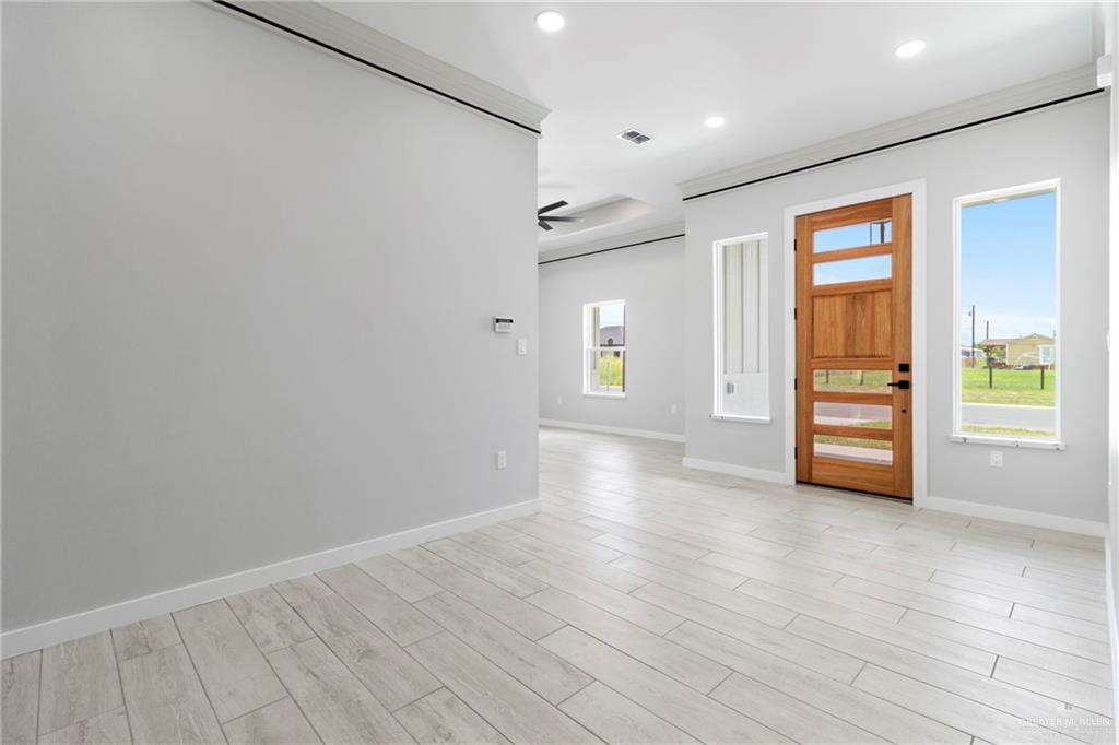 742 Heaven Street, Weslaco, Texas image 3