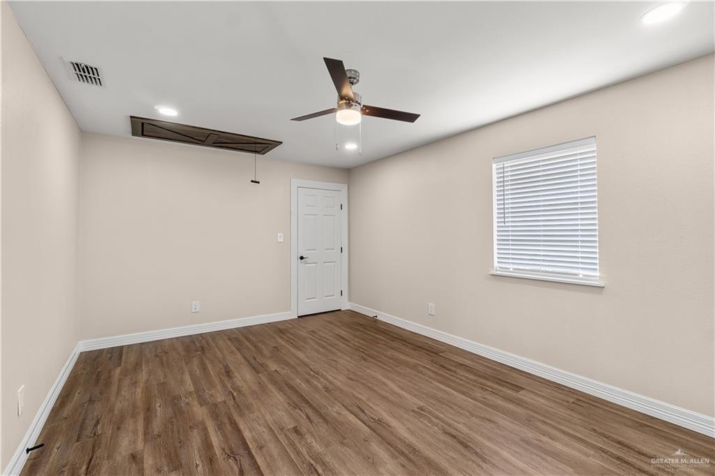 1018 N Keralum Avenue, Mission, Texas image 12