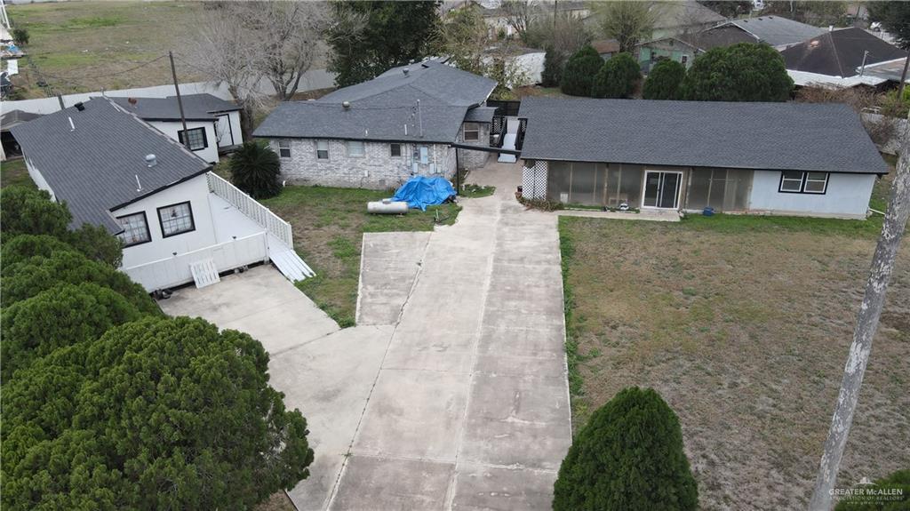 1052 S Sunset Drive, Donna, Texas image 1