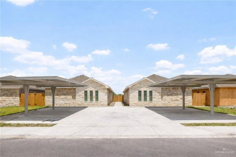 Apartment For Rent - 5004 N Hiawatha Drive #1<br/> Pharr, TX 78577