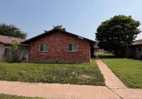 2417 TAMARACK AVE APT C, MCALLEN, TX 78501 - Image e370d7fb29c1bbfa15589d4c0dbfb069/805311768
