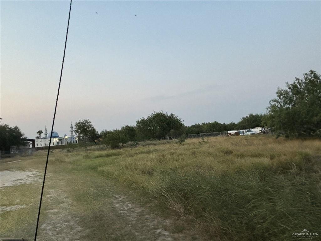 2009 W Owassa Road, Edinburg, Texas image 3