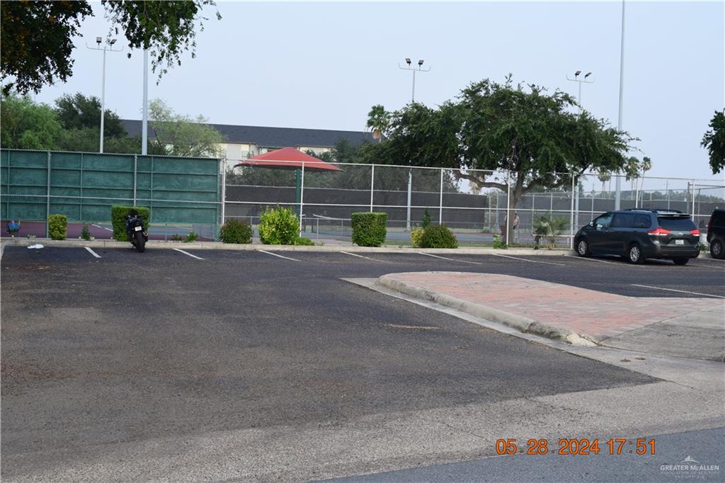 819 S 9th Street, McAllen, Texas image 4