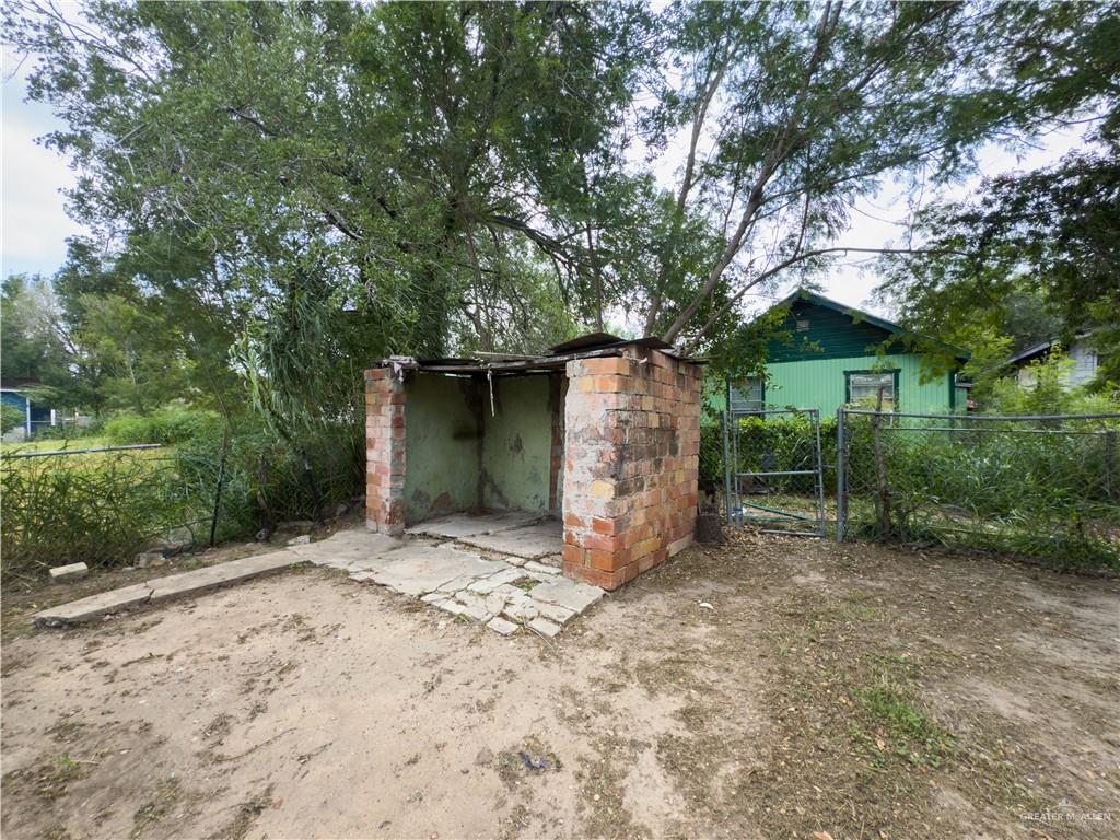 210 N Palmas Street, Weslaco, Texas image 10