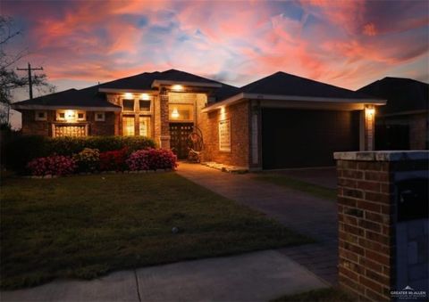 Photo of 2516 S Gardenia Street, Pharr, TX 78577 (MLS # 494760)