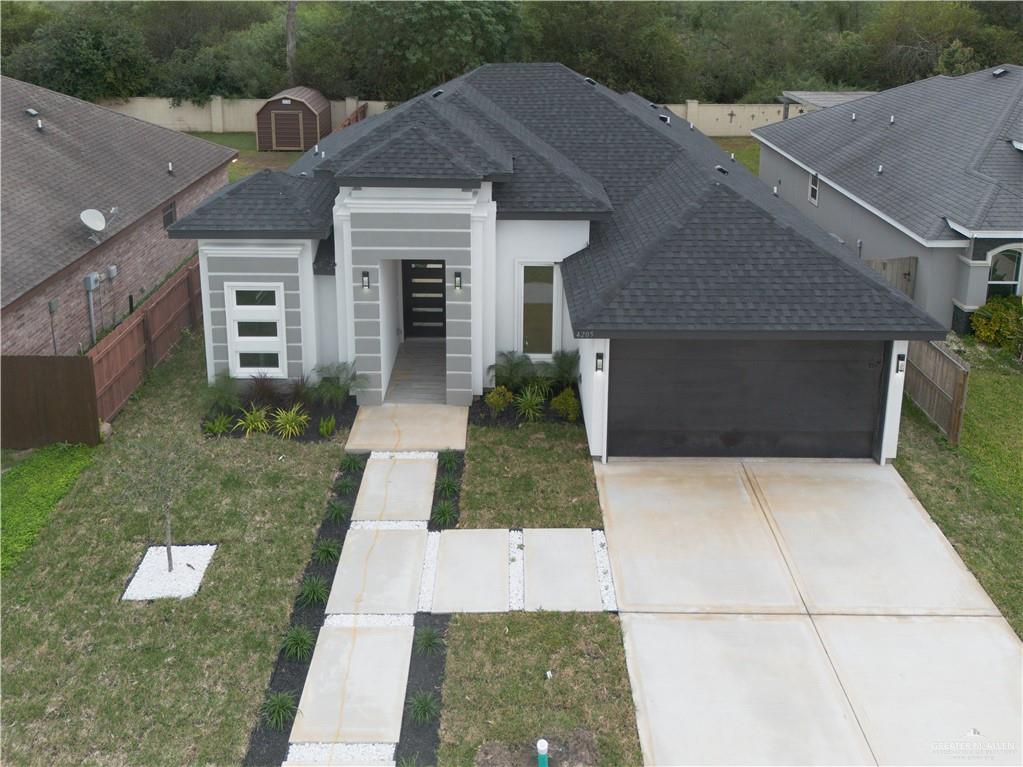 4205 S Las Nubes Street, Pharr, Texas image 3