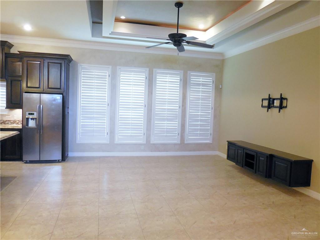 McAllen, Texas 78504, United States, 4 Bedrooms Bedrooms, ,4 BathroomsBathrooms,Residential,Active,248374