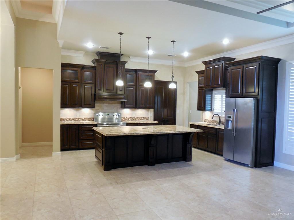 McAllen, Texas 78504, United States, 4 Bedrooms Bedrooms, ,4 BathroomsBathrooms,Residential,Active,248374