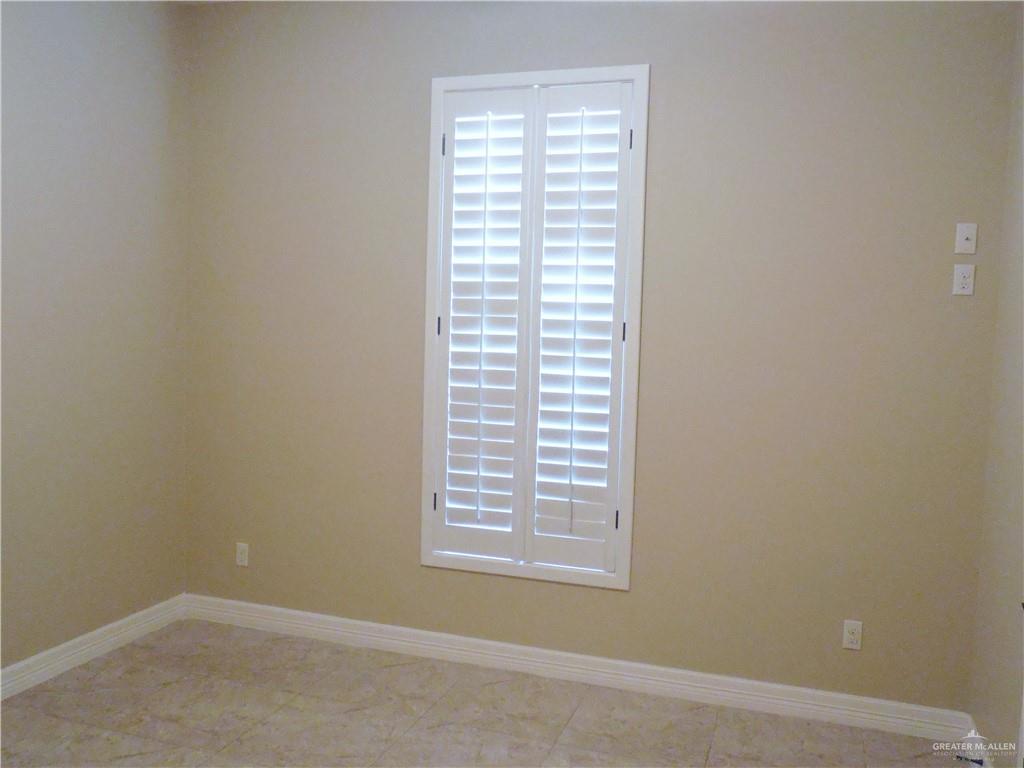 McAllen, Texas 78504, United States, 4 Bedrooms Bedrooms, ,4 BathroomsBathrooms,Residential,Active,248374