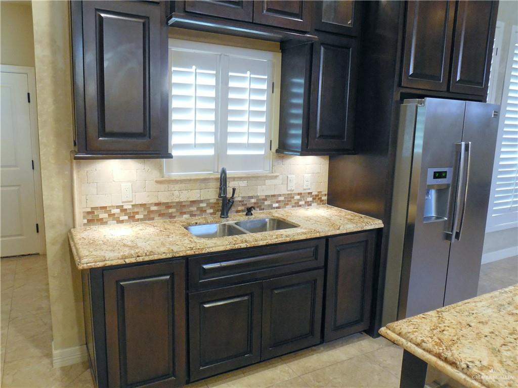 McAllen, Texas 78504, United States, 4 Bedrooms Bedrooms, ,4 BathroomsBathrooms,Residential,Active,248374