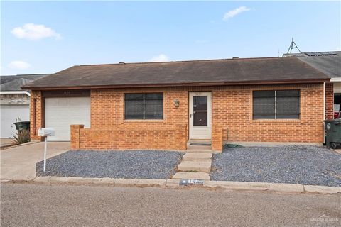Townhouse For Sale - 1425 Evergreen Avenue<br/> Mission, TX 78572