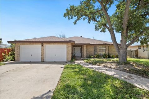 Photo of 901 Huisache Street, Pharr, TX 78577 (MLS # 491464)
