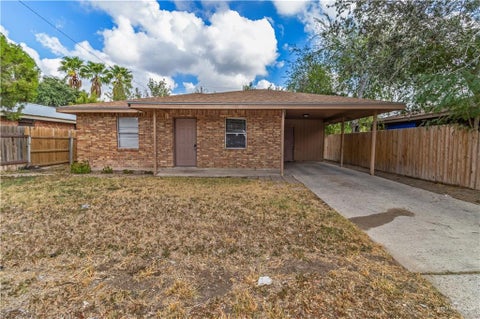 Homes For Sale - 1017 El Recreo Circle<br/> Edinburg, TX 78539