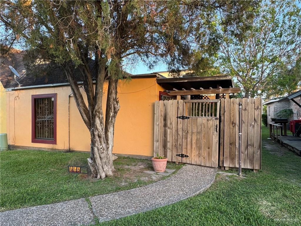 313 Mcfadden Drive #2, Brownsville, Texas image 1