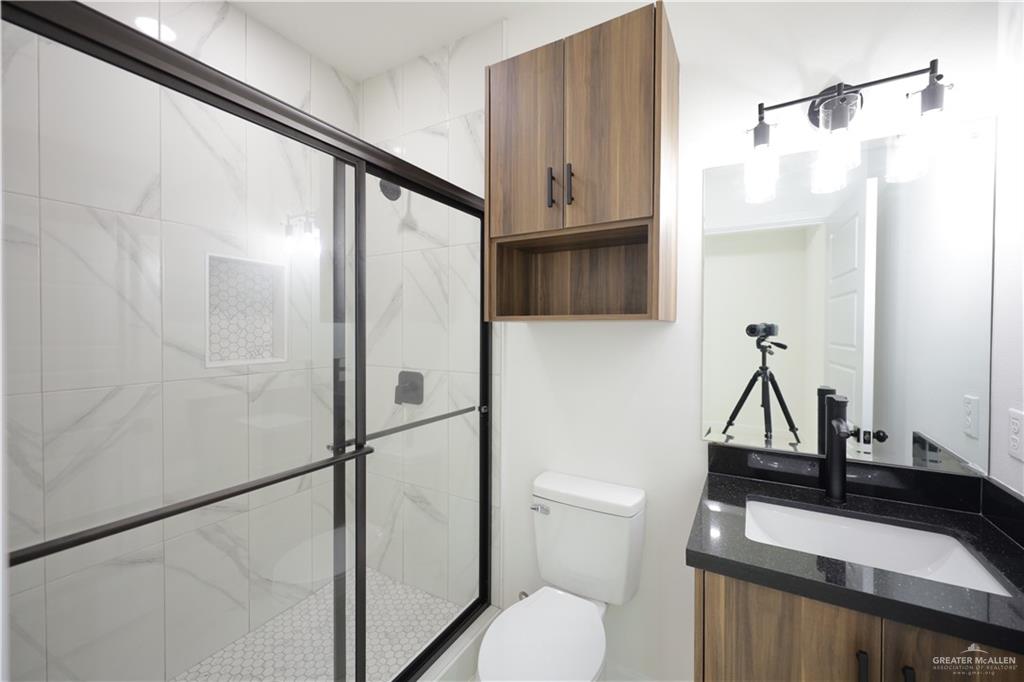 1507 W B Street, Mission, Texas image 7