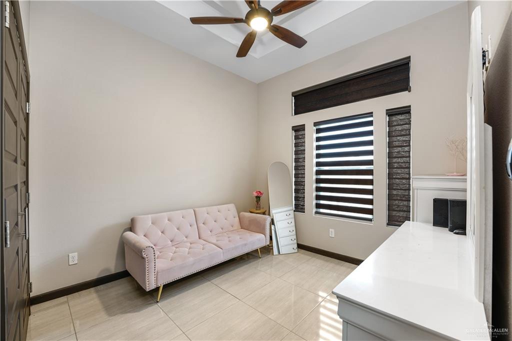 900 E Camelia Avenue, Hidalgo, Texas image 7