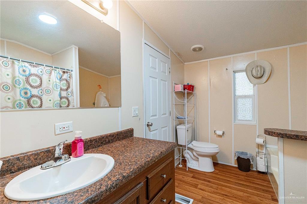 608 W Date Palm Avenue, Pharr, Texas image 15