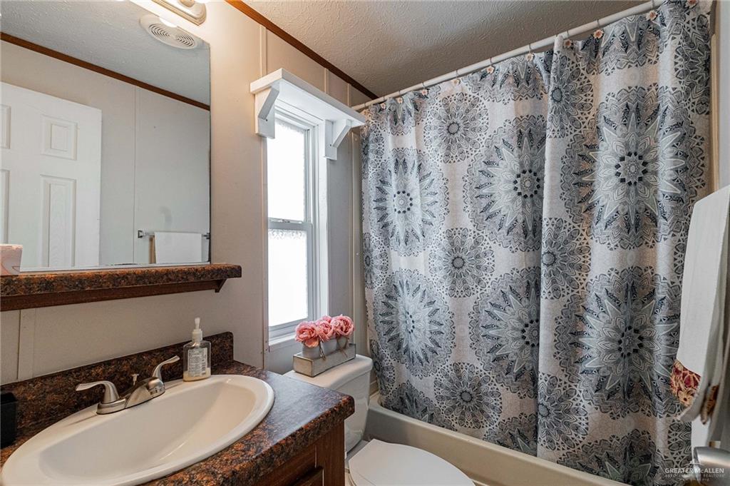608 W Date Palm Avenue, Pharr, Texas image 16
