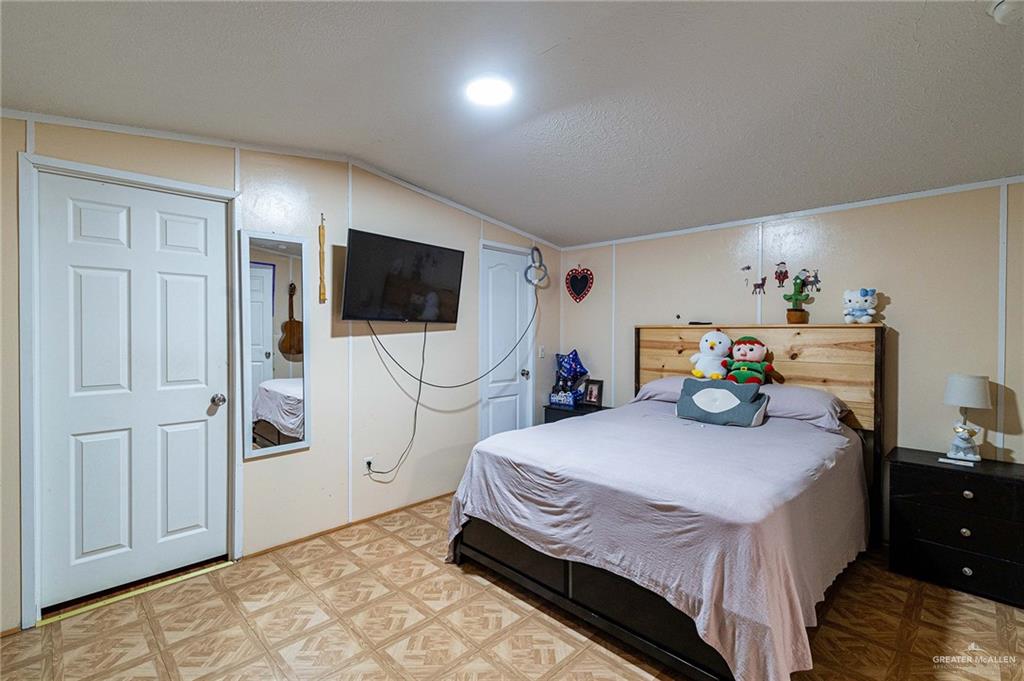 608 W Date Palm Avenue, Pharr, Texas image 10