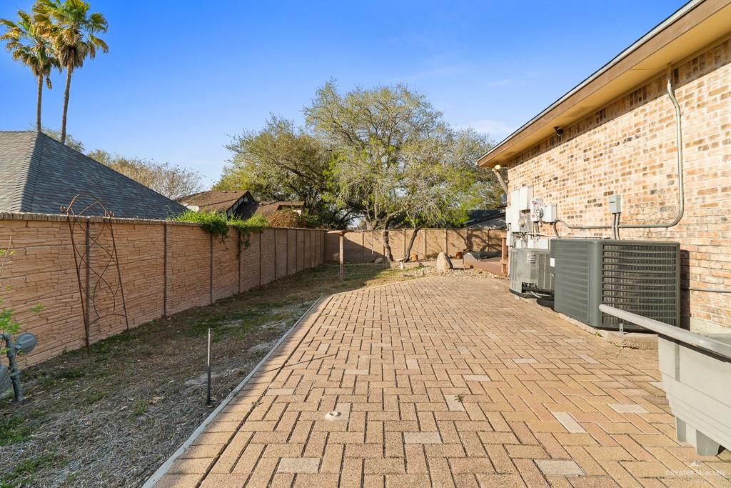 4301 Spring Creek Drive, Corpus Christi, Texas image 34