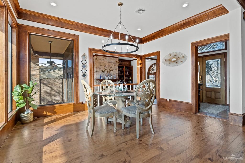 4301 Spring Creek Drive, Corpus Christi, Texas image 11