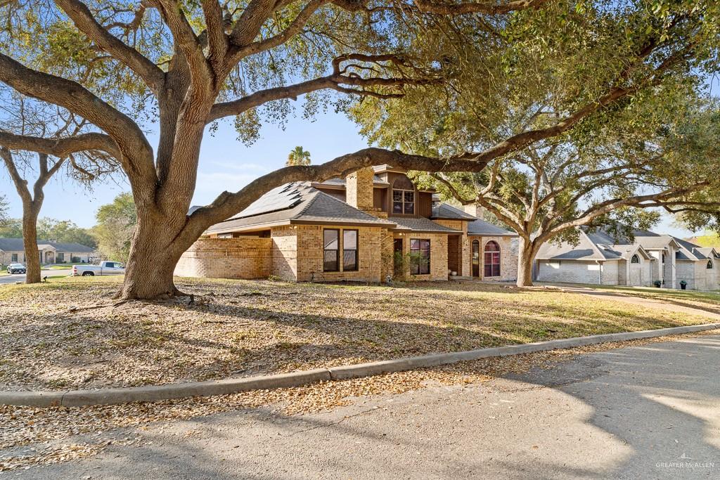 4301 Spring Creek Drive, Corpus Christi, Texas image 3