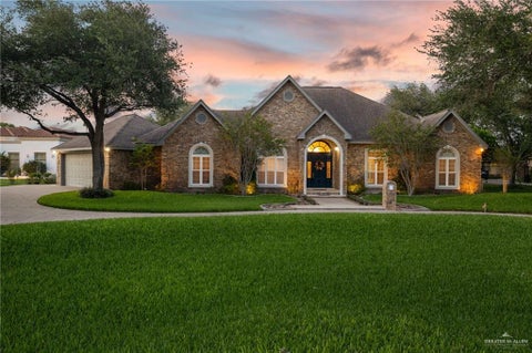 Homes For Sale - 1300 Northgate Lane<br/> McAllen, TX 78504
