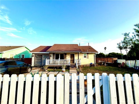 Homes For Sale - 3213 Lazy River Street<br/> Weslaco, TX 78596