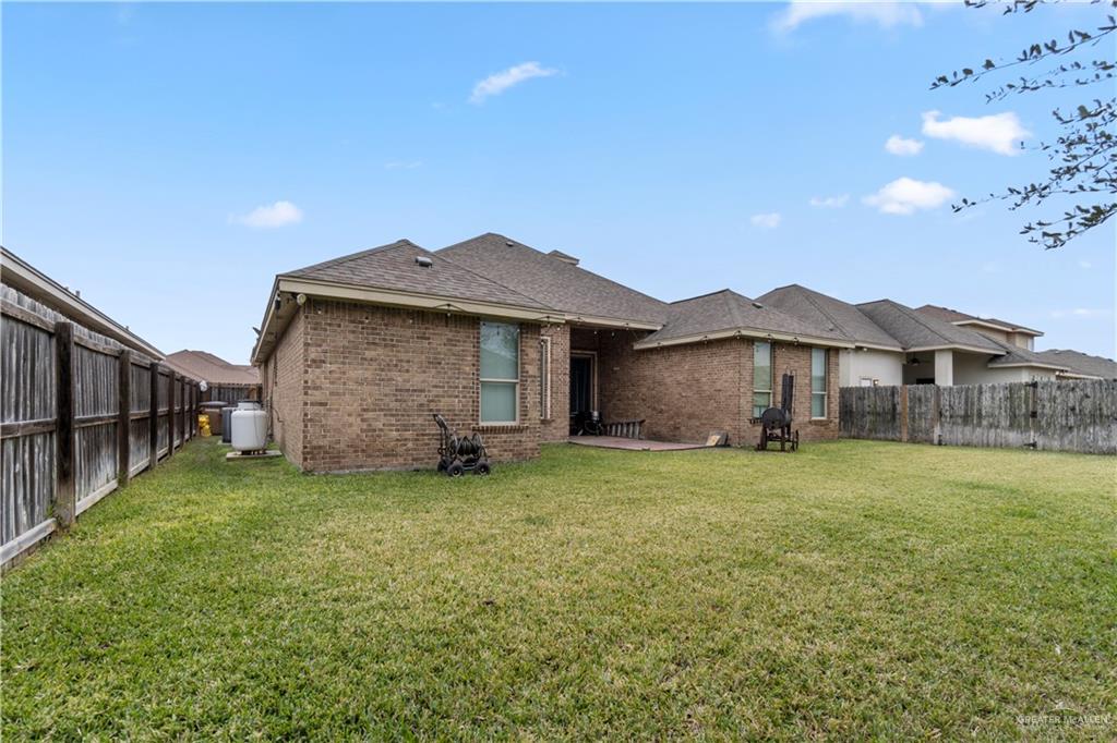 2417 Gregg Drive, Edinburg, Texas image 25