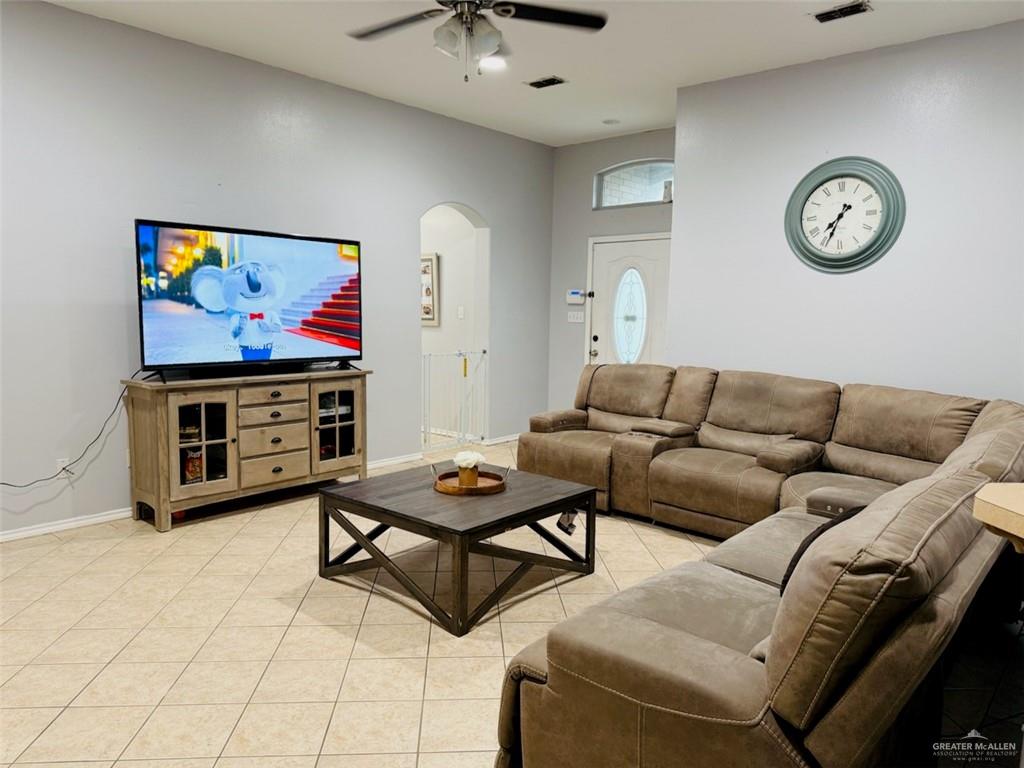 504 Monterrey Drive, Alamo, Texas image 4