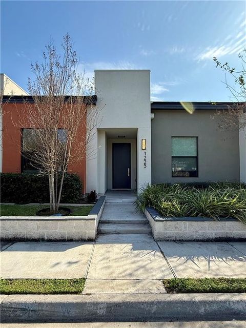Photo of 1225 Ozark Avenue, McAllen, TX 78504 (MLS # 497556)
