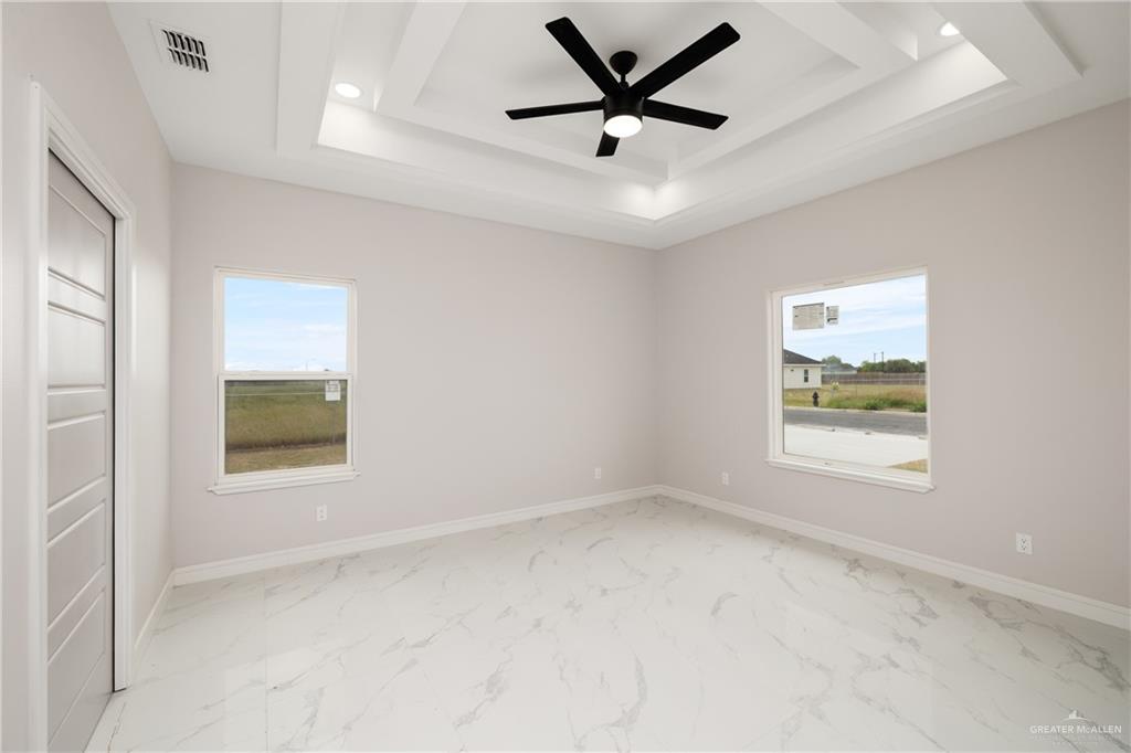2303 Carolina Drive, Mercedes, Texas image 6