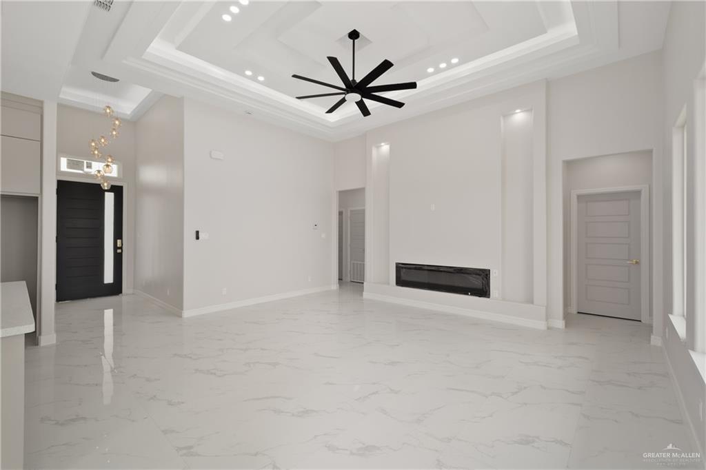 2303 Carolina Drive, Mercedes, Texas image 2