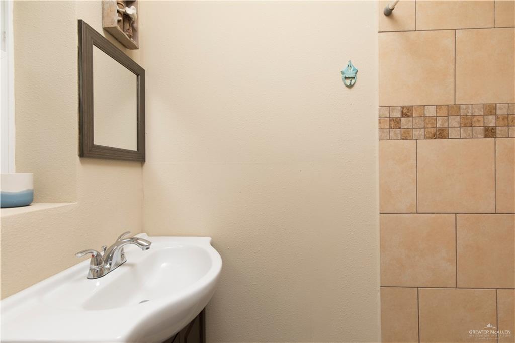 701 S Parker Road, La Feria, Texas image 32