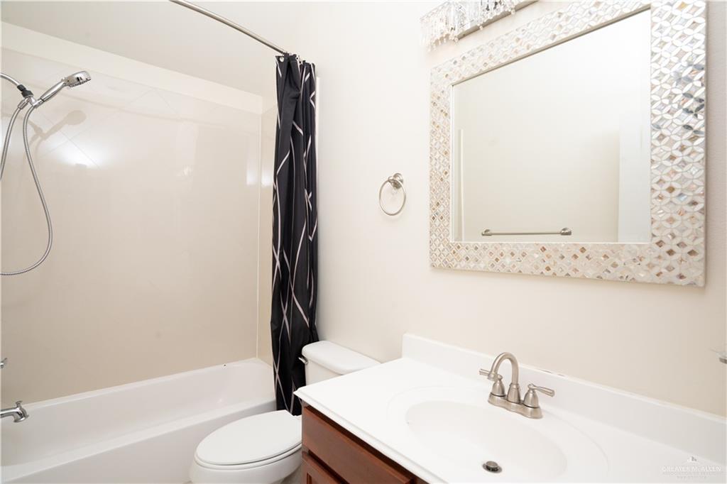 2405 San Alejandro St, Mission, Texas image 27