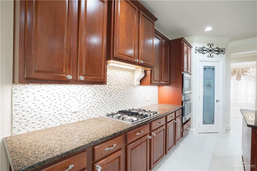 2405 San Alejandro St, Mission, Texas image 6