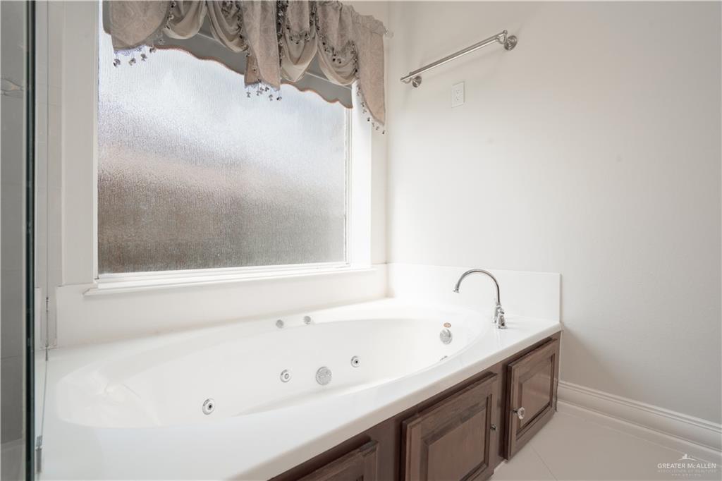 2405 San Alejandro St, Mission, Texas image 18