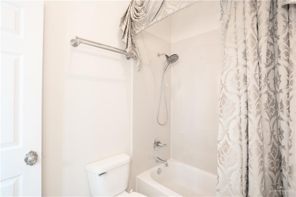 2405 San Alejandro St, Mission, Texas image 28