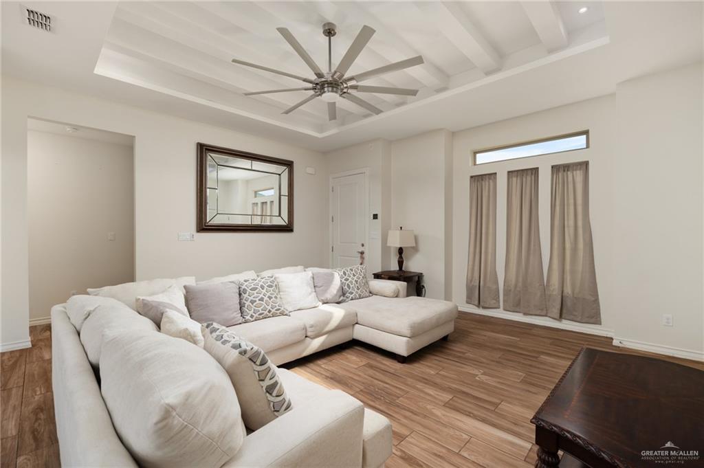 7809 N 27th Street, McAllen, Texas image 3